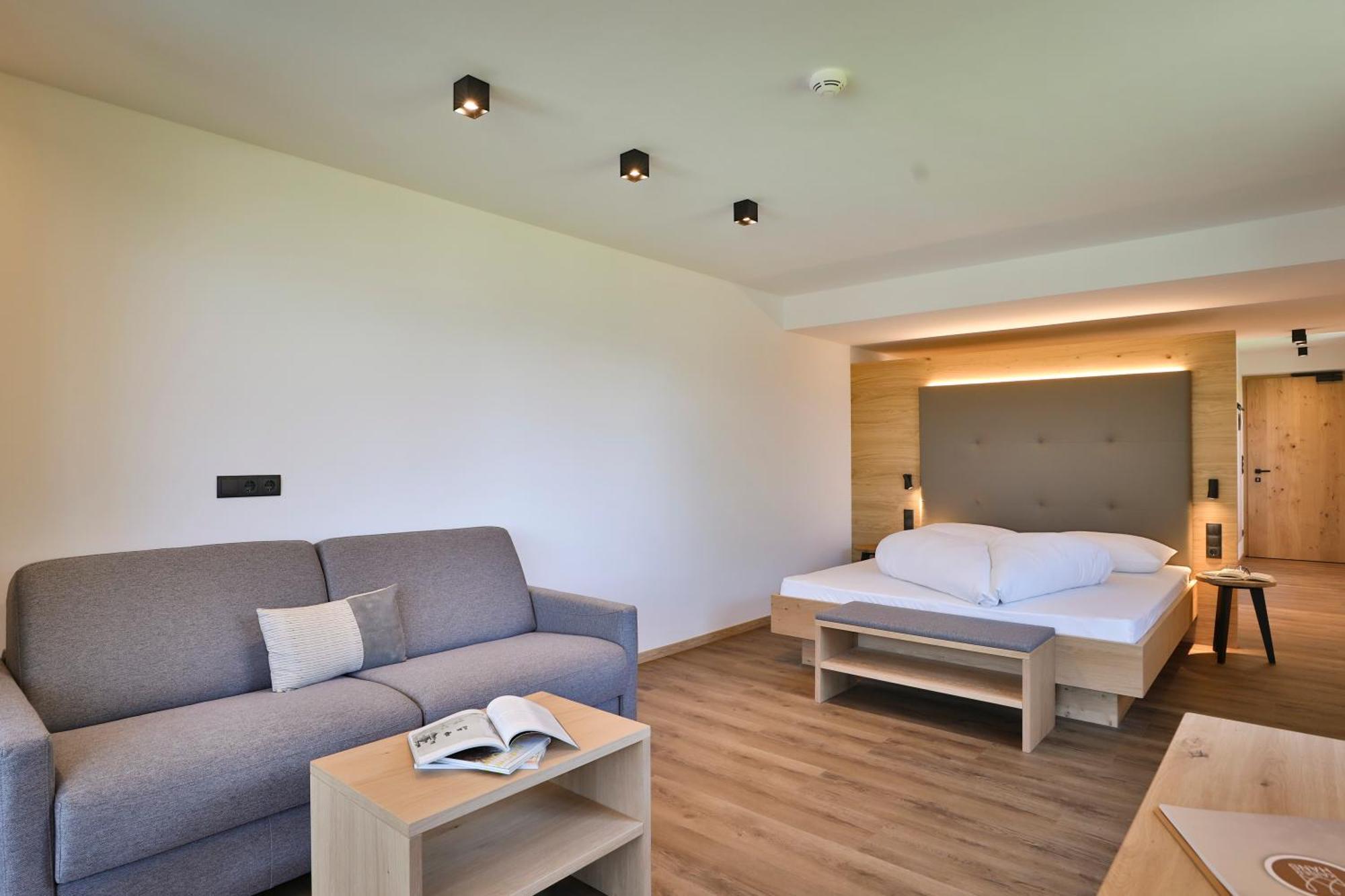 Natur Residence Kaiser Hans เชนนา ภายนอก รูปภาพ